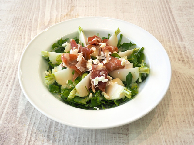 七草をたのしむシーザーサラダ